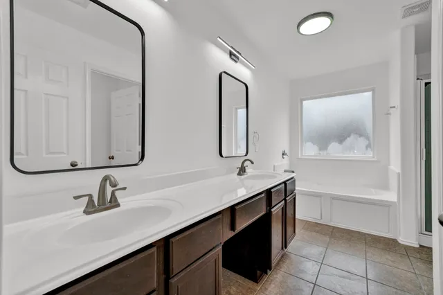 $312,500 | 12818 Regg Drive, Houston, TX 77045