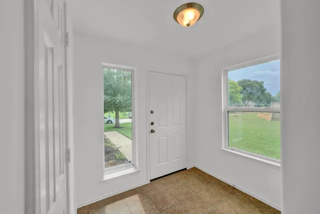 $312,500 | 12818 Regg Drive, Houston, TX 77045