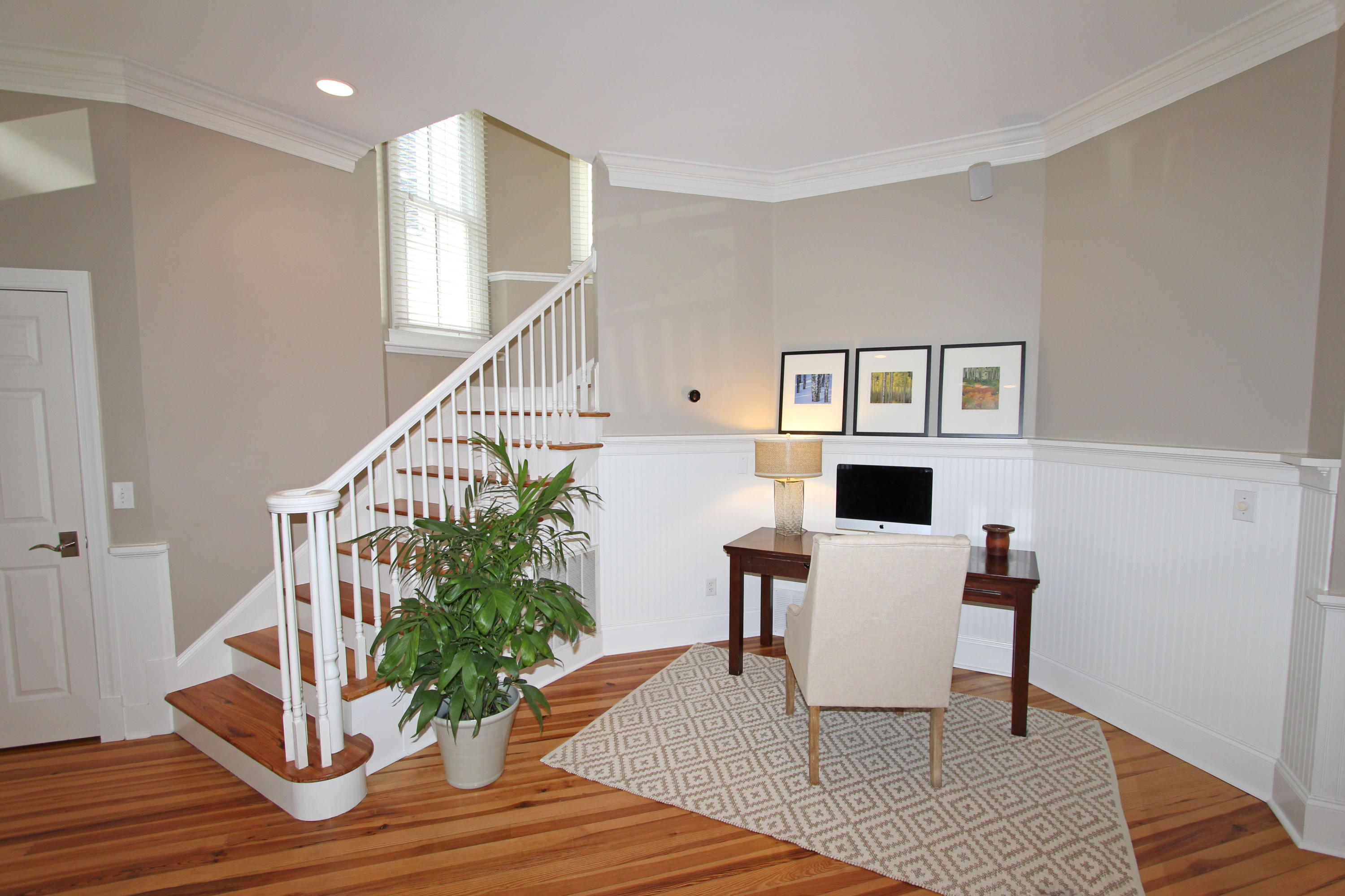 44 Eastlake Road Mount Pleasant, SC 29464 - Photo 3 of 28 foyer/office nook