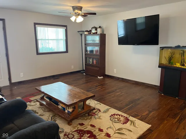 $320,000 | 1216 North Cherry Street, Rushville, IN 46173