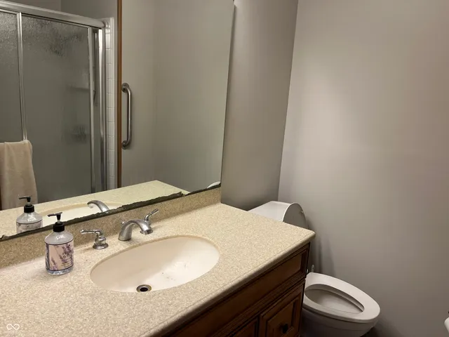 $320,000 | 1216 North Cherry Street, Rushville, IN 46173