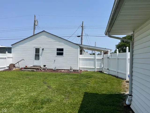 $320,000 | 1216 North Cherry Street, Rushville, IN 46173