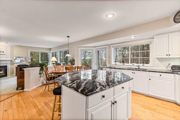 $825,000 | 7 Cedar Court, Essex, VT 05452