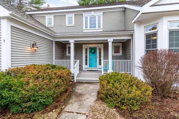 $825,000 | 7 Cedar Court, Essex, VT 05452