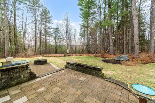 $825,000 | 7 Cedar Court, Essex, VT 05452
