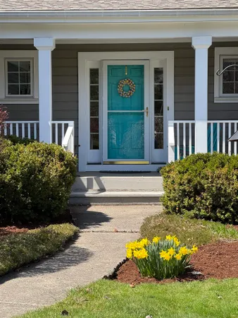 $825,000 | 7 Cedar Court, Essex, VT 05452