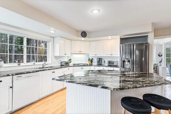 $825,000 | 7 Cedar Court, Essex, VT 05452