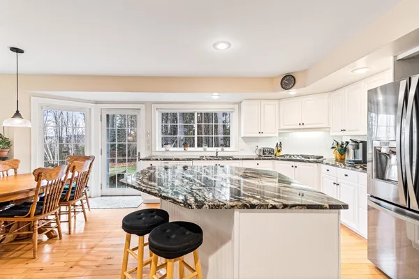 $825,000 | 7 Cedar Court, Essex, VT 05452