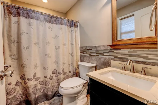 $279,999 | 216 Sherrie Drive, Sikeston, MO 63801