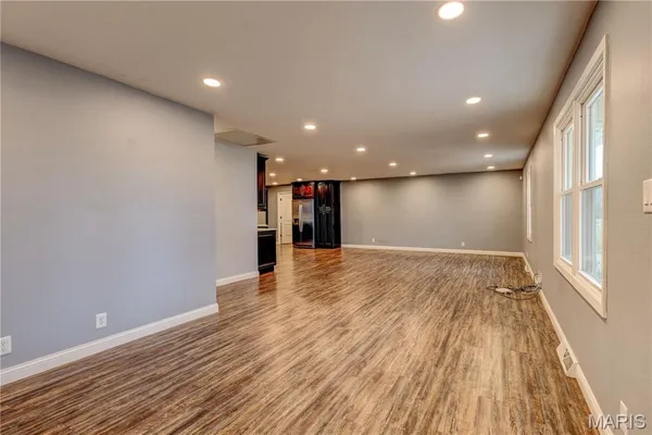 $279,999 | 216 Sherrie Drive, Sikeston, MO 63801