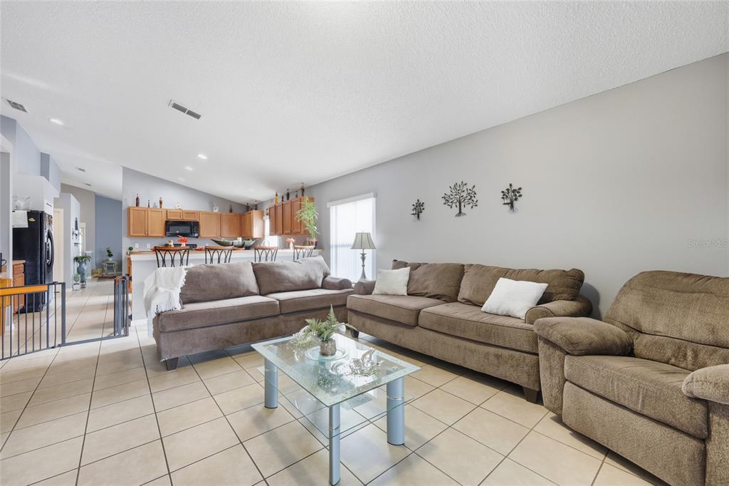 2219 Merry Road Tavares, FL 32778 - Photo 12 of 25