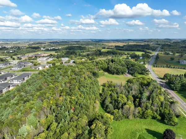 $381,000 | 1905 Dairyland Road, Menomonie, WI 54751