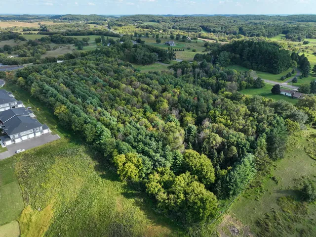 $381,000 | 1905 Dairyland Road, Menomonie, WI 54751