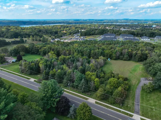 $381,000 | 1905 Dairyland Road, Menomonie, WI 54751