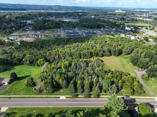 $381,000 | 1905 Dairyland Road, Menomonie, WI 54751