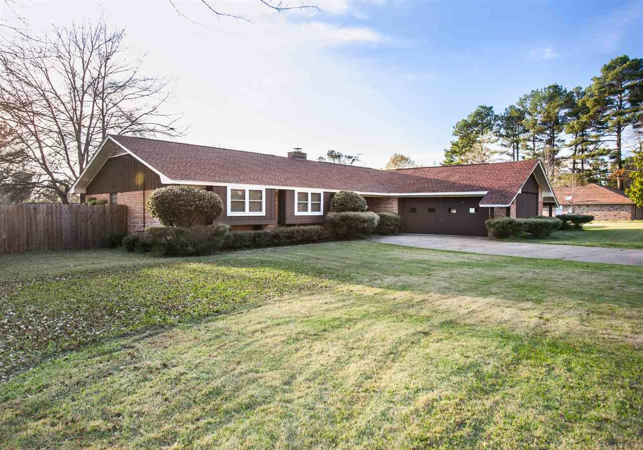 7113 Edgewater Drive Ridgeland, MS 39157 - Photo 1 of 43 Photo 1