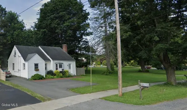 $169,900 | 233 Jefferson Heights, Catskill, NY 12414