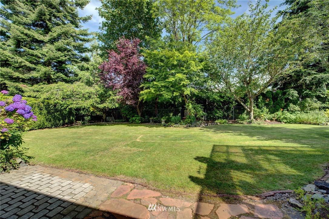 11328 Southeast 180th Place Renton, WA 98055 - Photo 21 of 25 Gallery Image 21