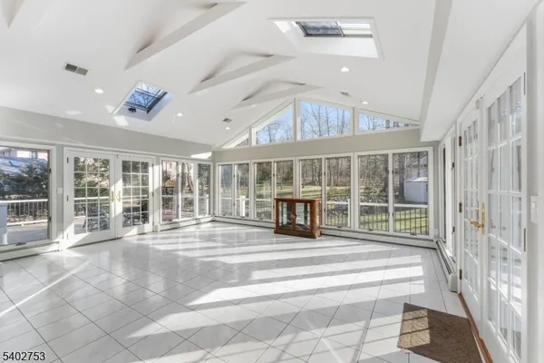 $5,500 | 850 Valley Road, Watchung, NJ 07069