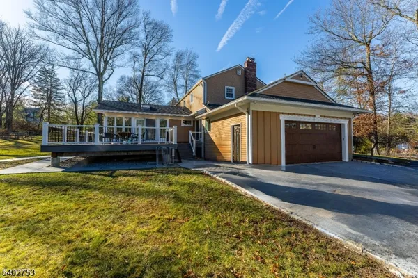 $5,500 | 850 Valley Road, Watchung, NJ 07069