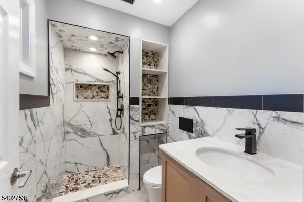 $5,500 | 850 Valley Road, Watchung, NJ 07069