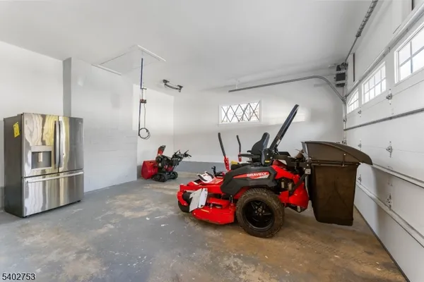 $5,500 | 850 Valley Road, Watchung, NJ 07069