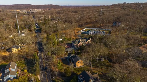 $5,500 | 850 Valley Road, Watchung, NJ 07069