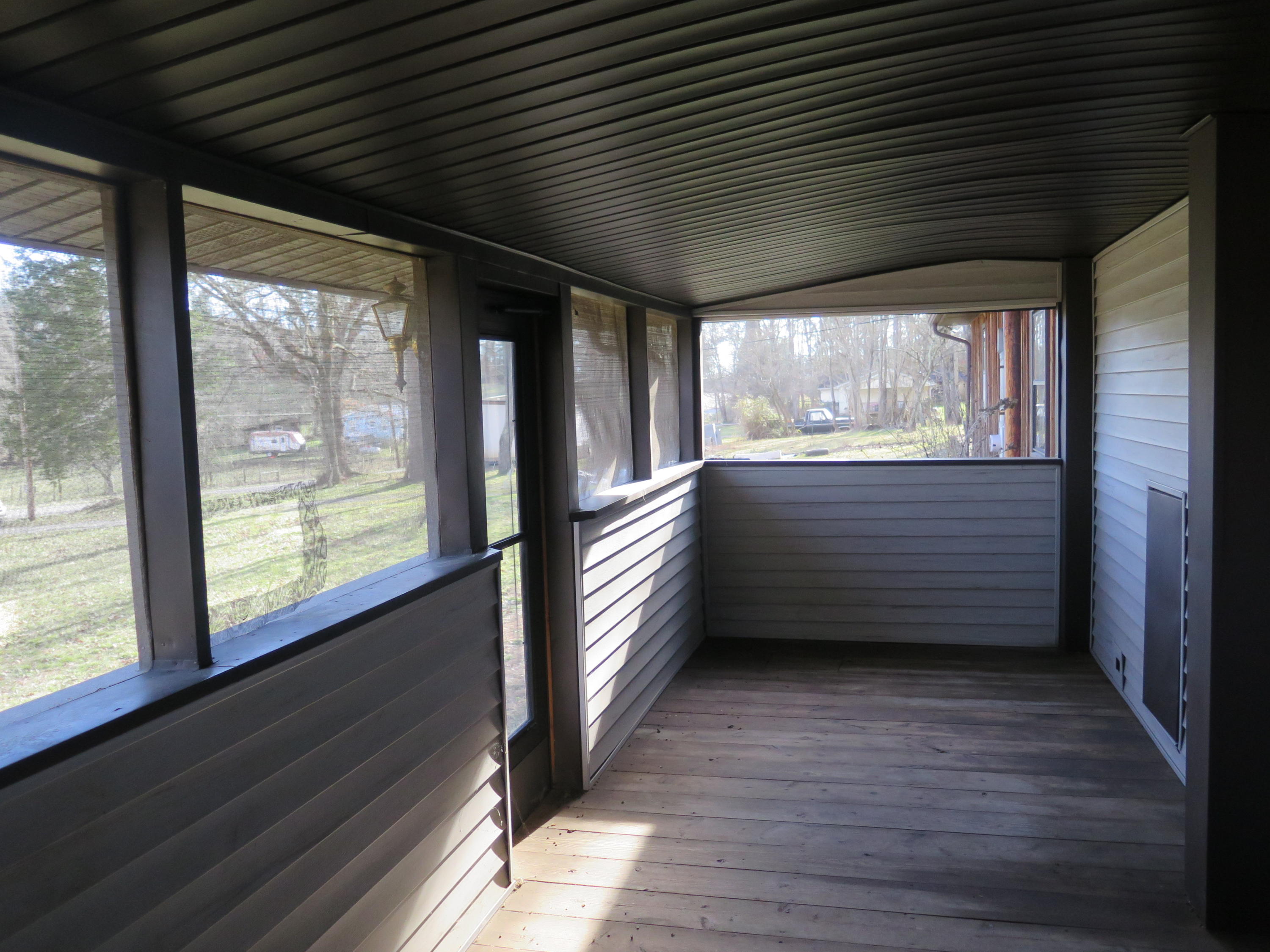 3133 Mt Helen Road Allardt, TN 38504 - Photo 14 of 16 IMG_1276