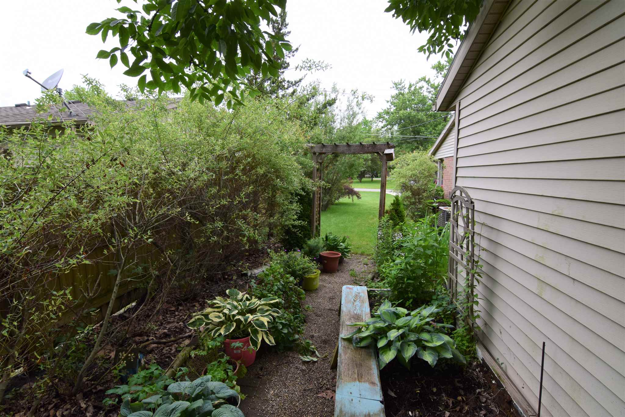 8405 West Butternut Road Muncie, IN 47304 - Photo 31 of 33 Gallery Image 31