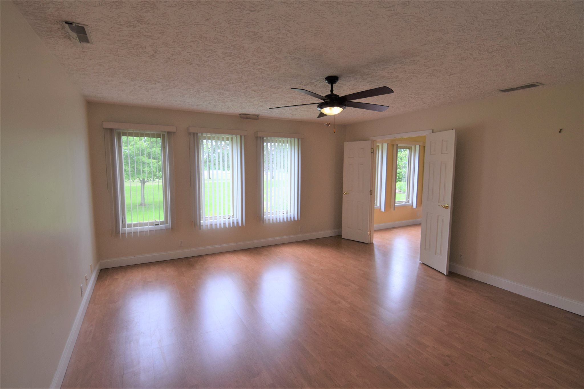 8405 West Butternut Road Muncie, IN 47304 - Photo 8 of 33 Gallery Image 8