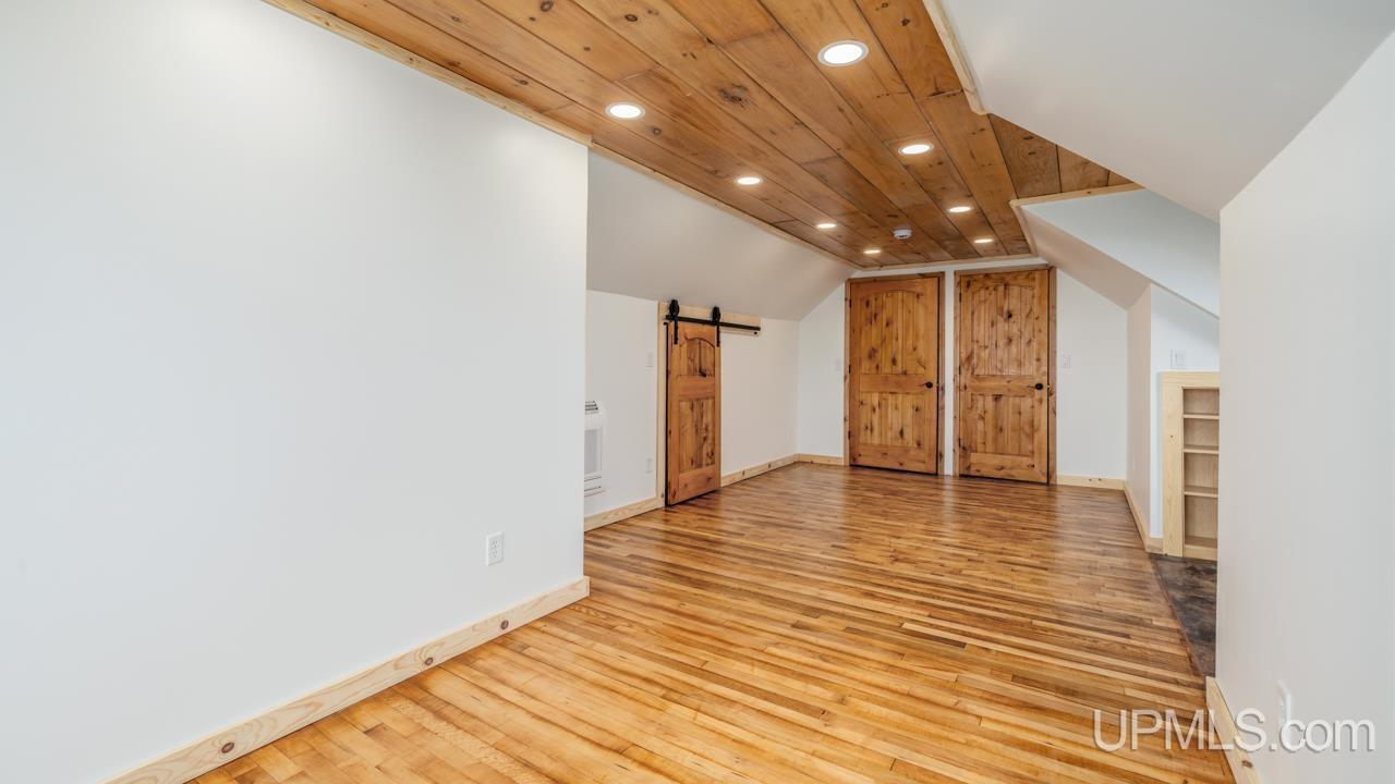 3143 D Road Bark River, MI 49807 - Photo 23 of 45