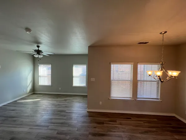 $1,700 | 6040 24th Street, Unit 43, Lubbock, TX 79407