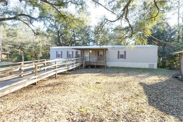 $1,200 | 31142 Highway 190, Lacombe, LA 70445
