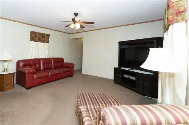 $1,200 | 31142 Highway 190, Lacombe, LA 70445