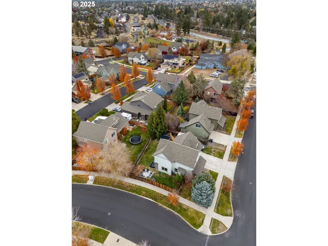 $624,999 | 1482 Northeast Rumgay Drive, Bend, OR 97701