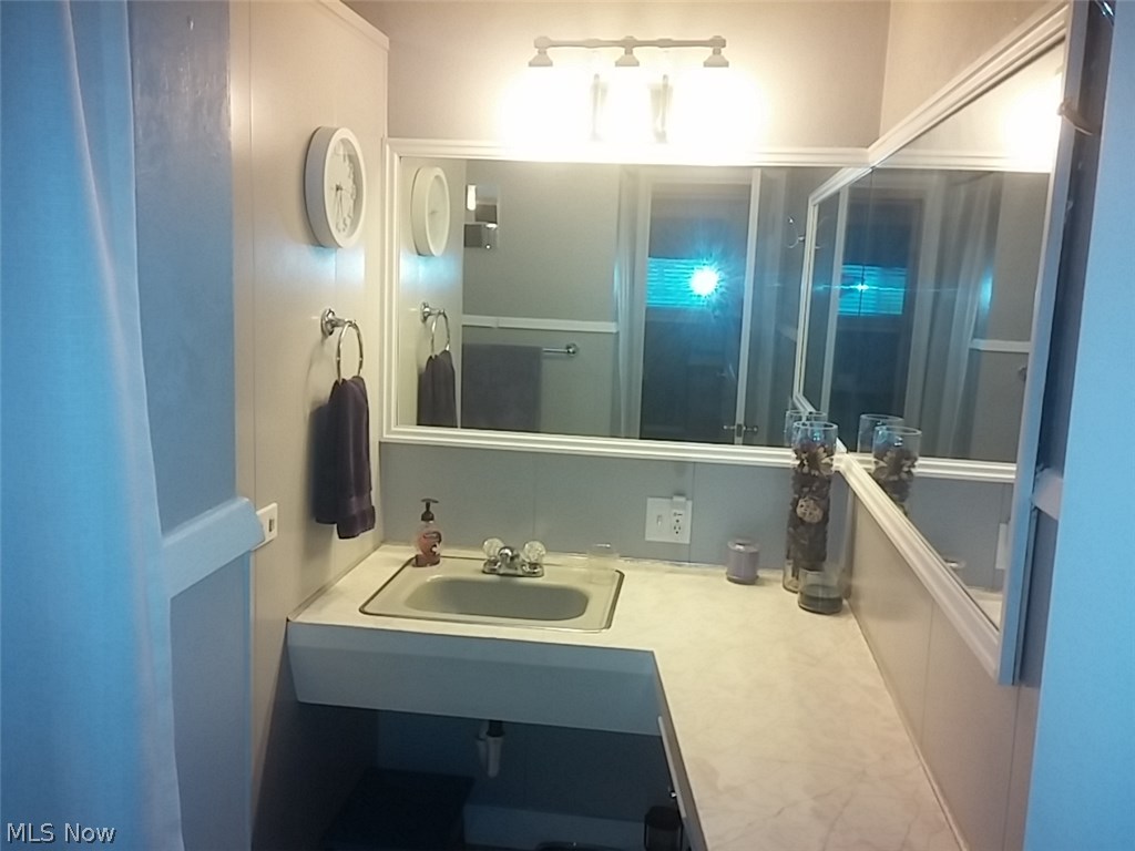 4621 Pleasant Hills Road Northwest Canton, OH 44708 - Photo 13 of 21 Gallery Image 13