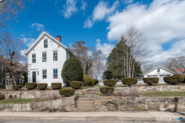 $1,050,000 | 38 Prospect Street, Essex, CT 06426