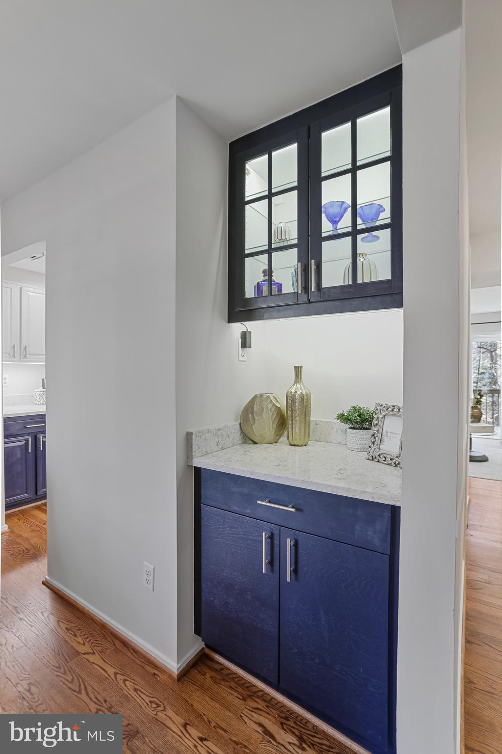 2257 Wheelwright Court Reston, VA 20191 - Photo 10 of 40 a view of cabinets and window