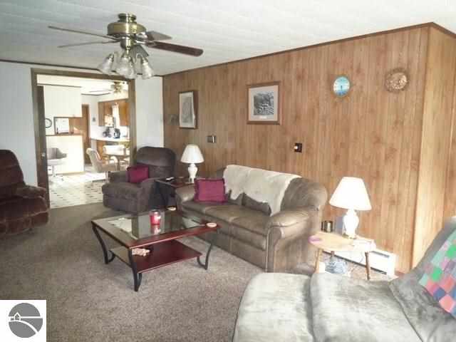 3853 East Adams Road St. Louis, MI 48880 - Photo 9 of 29 1747019-8.JPG