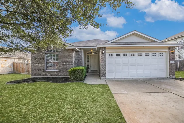 $1,900 | 906 Washburn Drive, Leander, TX 78641