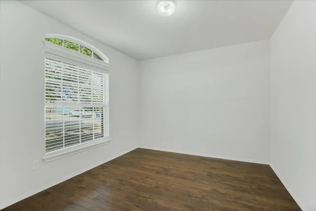 $1,900 | 906 Washburn Drive, Leander, TX 78641