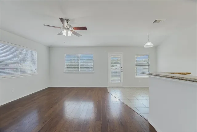 $1,900 | 906 Washburn Drive, Leander, TX 78641