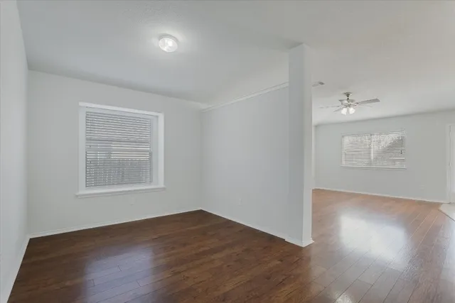 $1,900 | 906 Washburn Drive, Leander, TX 78641