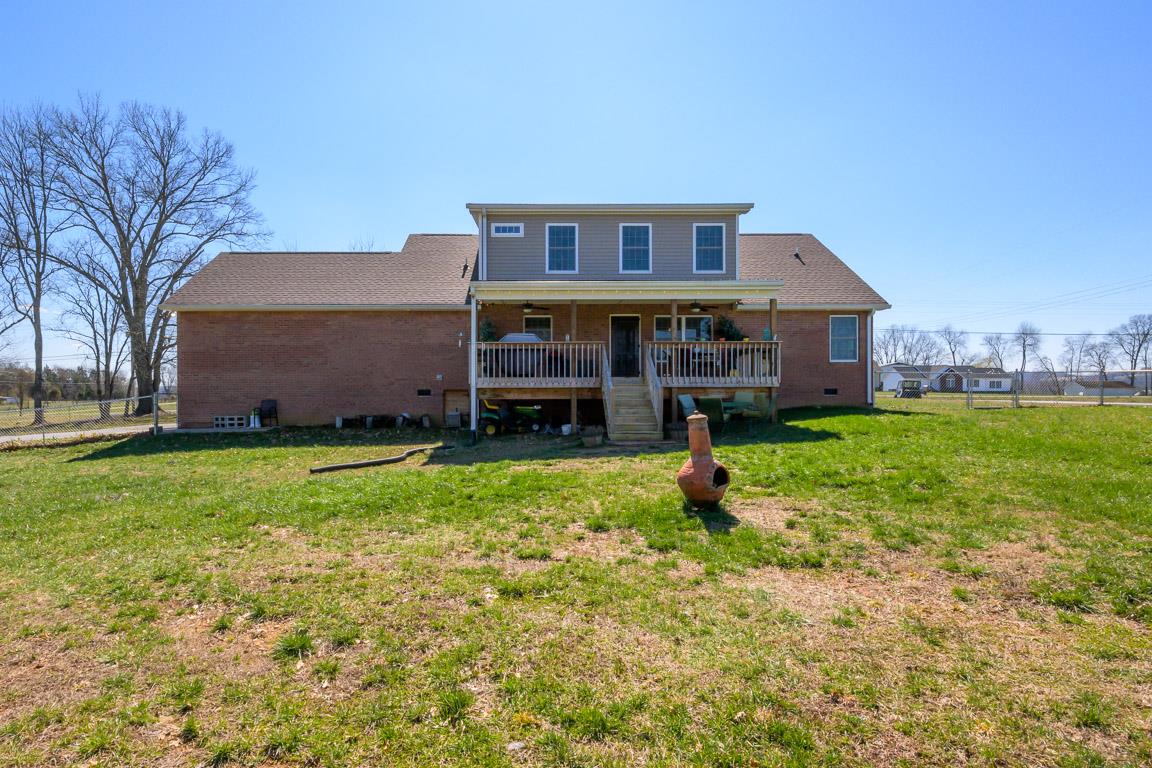 457 Goshen Road Lebanon, TN 37087 - Photo 30 of 30 a small garden in the middle of a house