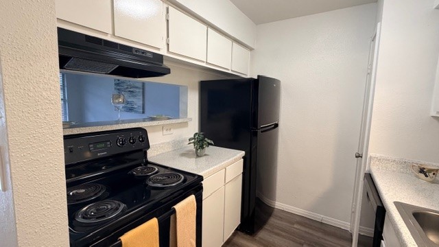 2101 Mustang Road Alvin, TX 77511 - Photo 4 of 14