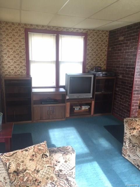 13841 Tuttle Hill Road Willis, MI 48191 - Photo 3 of 25