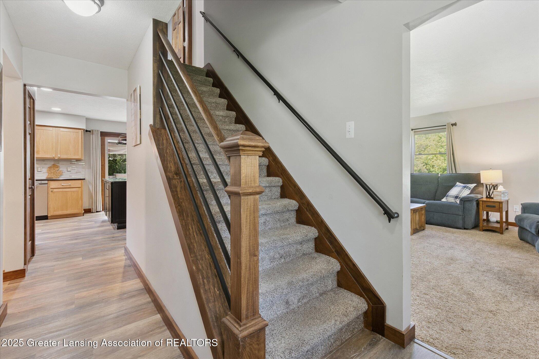 881 Oakhurst Road Fowlerville, MI 48836 - Photo 6 of 46 06-881-Oakhurst-Rd-Fowlerville-MI-48836-