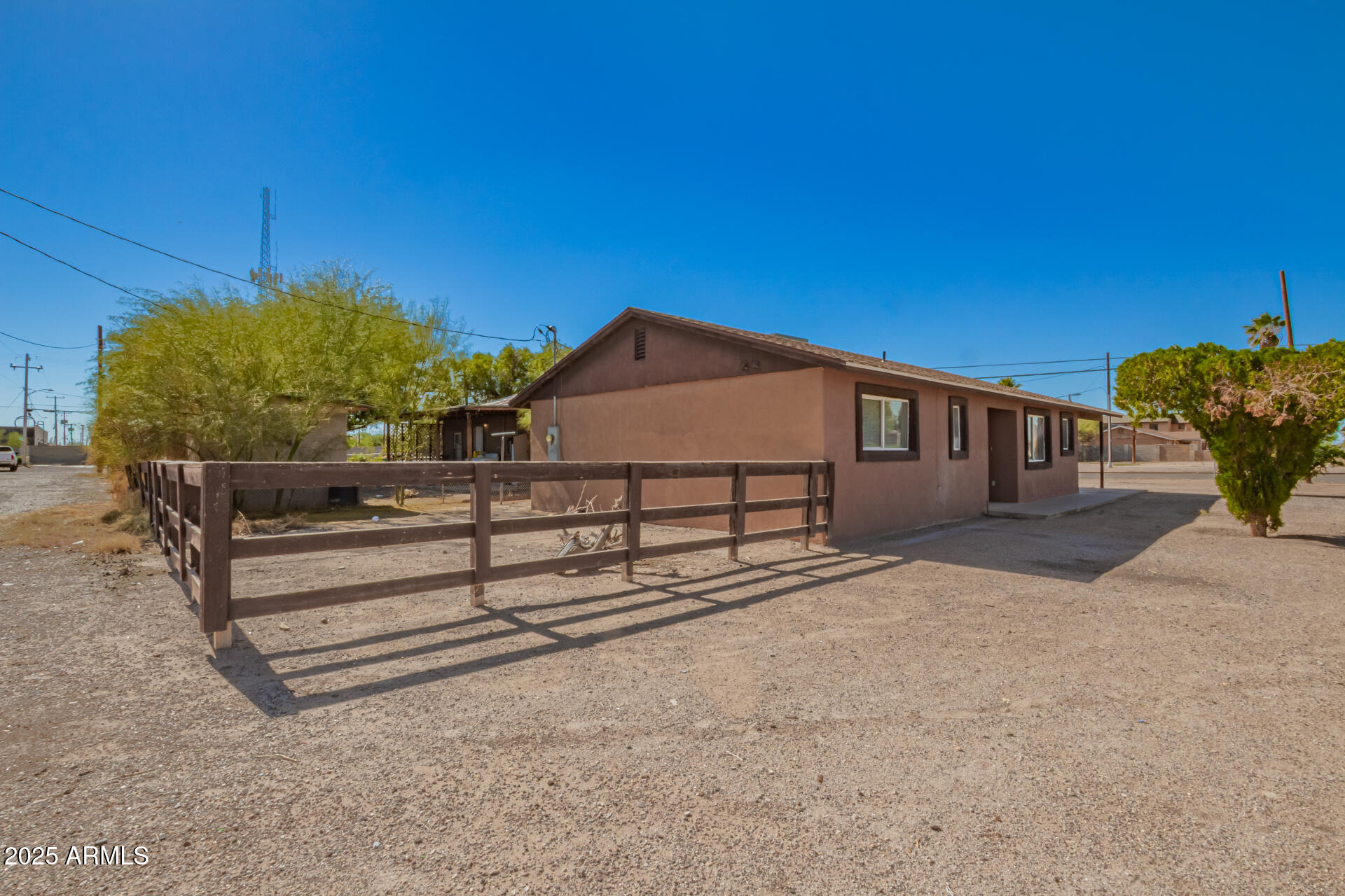 105 West 8th Street Eloy, AZ 85131 - Photo 5 of 31 a view of backyard with deck and outdoor seating