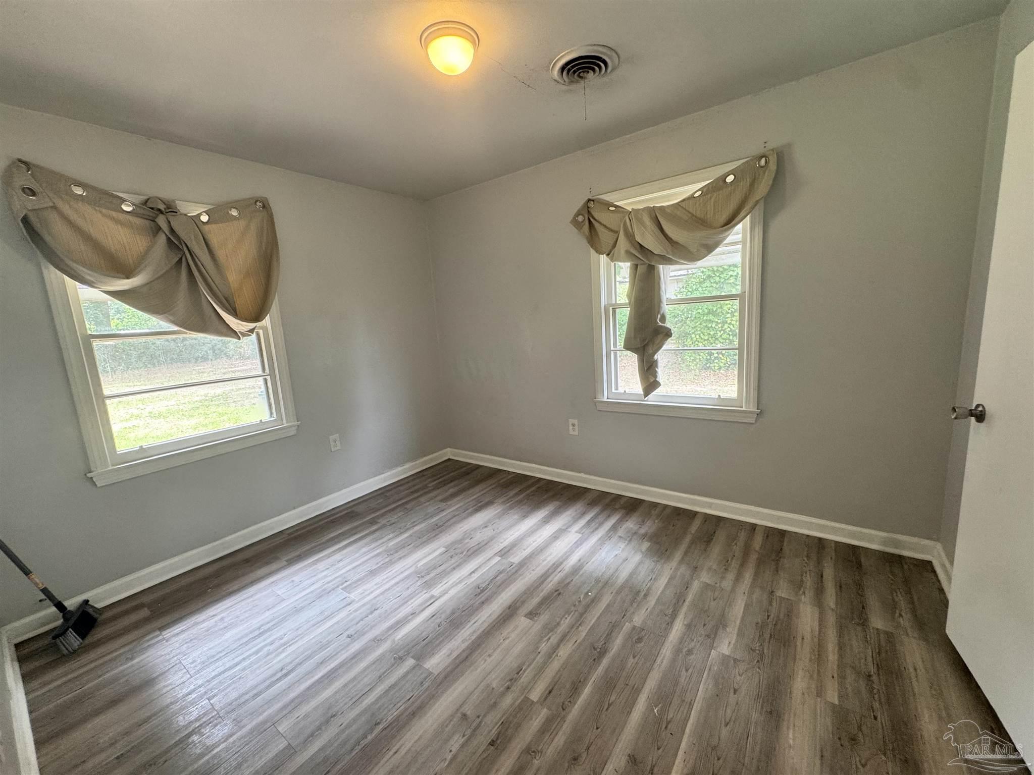 6437 Magnolia Street Milton, FL 32570 - Photo 5 of 13