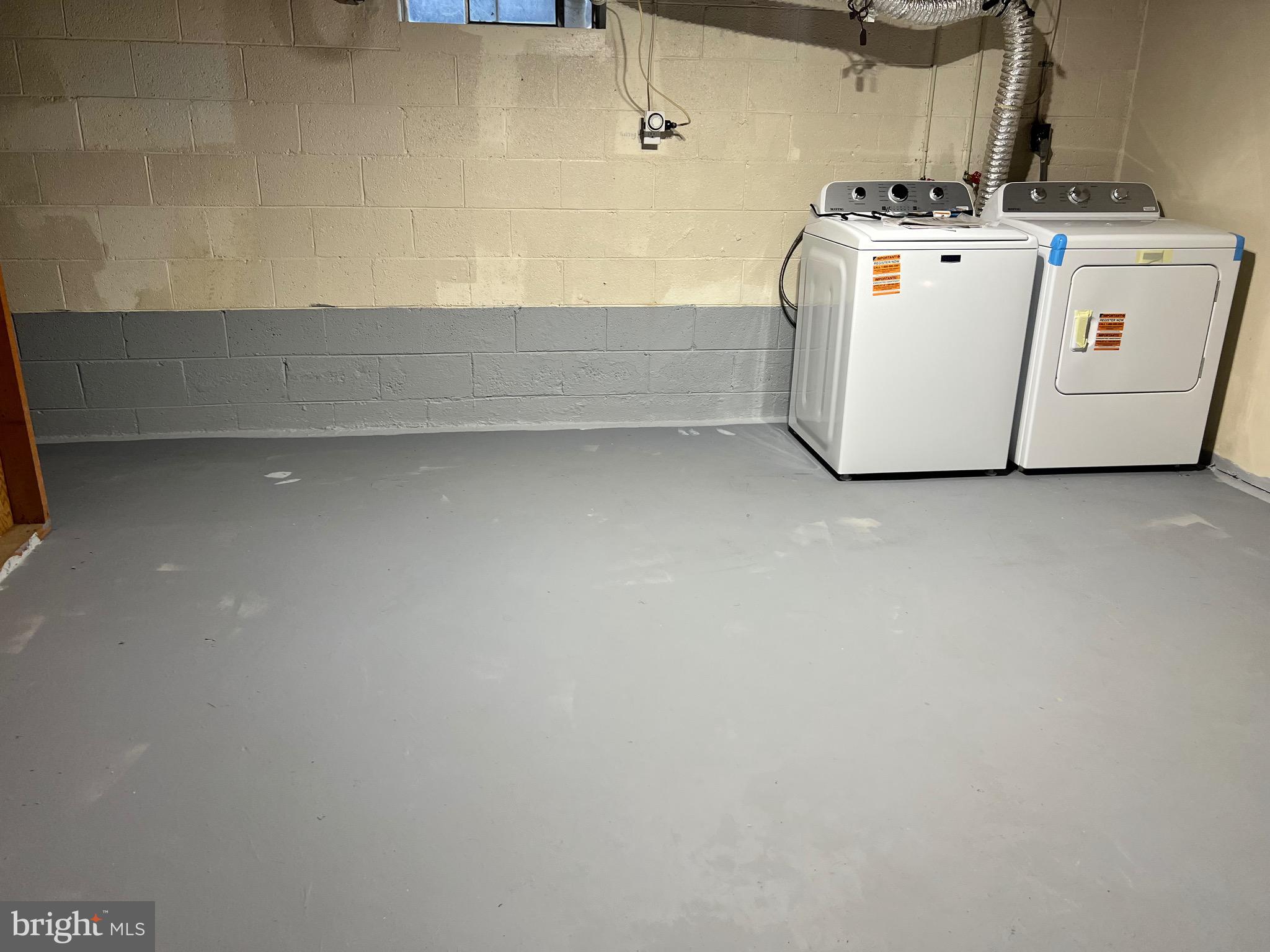 5700 Harrison Road Fredericksburg, VA 22407 - Photo 27 of 29 a utility room with dryer and washer